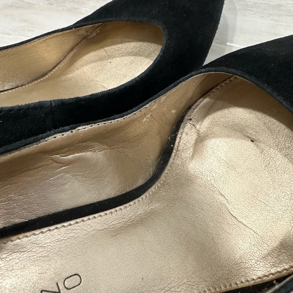 Bandolino Black Suede Wedge - Picture 6 of 9